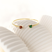 Bracelet jonc personnalisé en acier inoxydable avec pierre de naissance en forme de cœur, bracelet ouvert minimaliste, cadeau de bijoux pour la fête des mères