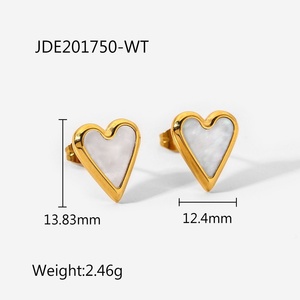 Pendientes de Corazón con Incrustaciones de Malaquita Blanca y Acero Inoxidable Dorado - Product Image 6