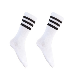 Genou Lycée Long Tube Chaussettes Avec Rayures Filles Étudiant Uniforme Chaussettes aux prix de gros - Product Image 6