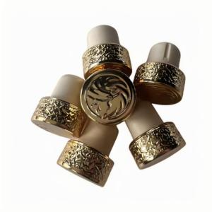 Tapón de botella en forma de T con logotipo personalizado directo de fábrica 27,2*13,5/32mm tapa de plástico corcho de vino tinto aluminio Natural para bebidas