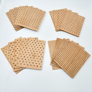 Mèches de bougies en bois avec bases métalliques pour la fabrication artisanale de bougies - Product Image 1