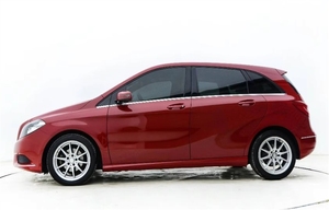 Auto Usado de Alta Calidad, Clase <span class=keywords><strong>B</strong></span>, SUV 2013, Automático, Asientos de Cuero, R16, Techo Corredizo, Volante a la Izquierda, Tracción Delantera - Product Image 4