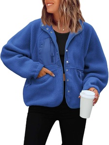 Veste <span class=keywords><strong>en</strong></span> polaire duveteuse pour femmes, boutonnée, style <span class=keywords><strong>sherpa</strong></span>, décontractée, chaude pour l'hiver, avec poches - Product Image 6