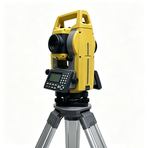 Estación Total Electrónica GM101 para Topografía, Instrumento de Medición con Aumento de 30x, Alta Precisión de 1'', Fiable y Versátil, IP66 - Product Image 2
