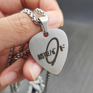 <span class=keywords><strong>Anime</strong></span> Bocchi The Rock Necklace Gotoh Hitori Rock Band <span class=keywords><strong>Guitar</strong></span> Pick Pingente Halloween Moda Homem Mulher Cosplay Acessório - Product Image 2