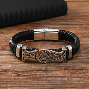 Pulseras de cuero para hombre al por mayor, estilo punk, accesorios de aleación modernos y únicos, brazaletes y pulseras de cuero para hombre - Product Image 2