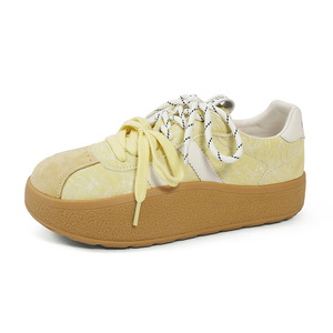 Baskets blanches à semelle épaisse pour femme, collection Printemps 2026, en cuir véritable, rehaussantes, antidérapantes, durables et confortables - Product Image 2