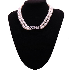 قلادة لؤلؤ نسائية متعددة الطبقات بتصميم أنيق مع حروف يونانية من مجتمع زيتا فاي بيتا - Product Image 5