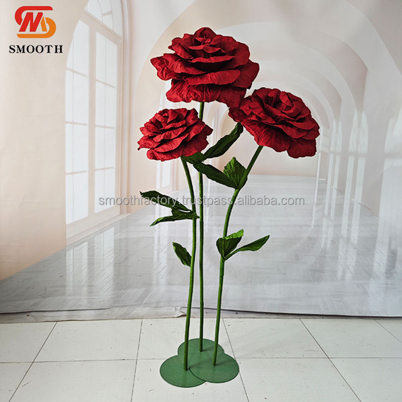 สีแดงเข้ม