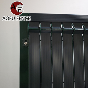 ألواح بلاستيكية صلبة مقاومة للأشعة فوق البنفسجية بتصميم عمودي ثلاثي الأبعاد لسياج الحدائق، مناسبة لسياج الخصوصية ثلاثي الأبعاد - Product Image 1