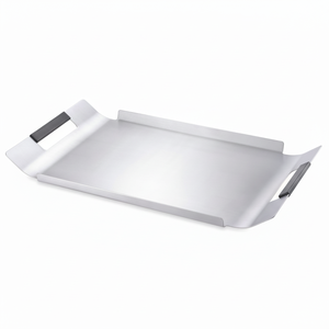 Plateau en métal en fer durable avec finition dorée, parfait pour la décoration et le service, idéal pour le bar ou la cuisine. - Product Image 1