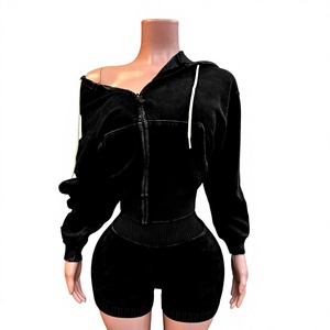Ensemble de survêtement 2 pièces pour femme avec sweat à capuche zippé et short côtelé, couleur unie, décontracté, toutes saisons, coupe régulière, manches longues - Product Image 5