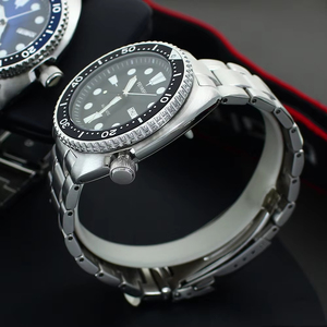 สายนาฬิกาสแตนเลสสตีลแข็งลายผีใส่ดำน้ำสามารถเล่นน้ำได้10บาร์ - Product Image 2