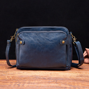Vente chaude Européen Américain Vintage Trois Couches En Cuir Pu Sac À Bandoulière De Mode Sac De Messager Personnalisé De Luxe Femmes Sac - Product Image 4