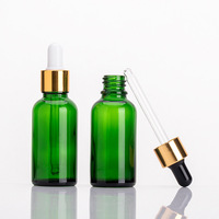 Vente en gros de flacons cosmétiques vides en verre vert de 10 ml et 30 ml, petits flacons compte-gouttes pour sérum de soin de la peau
