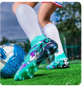 Chaussures de football respirantes, baskets athlétiques pour sports d'équipe, chaussures de football pour garçons, filles, hommes et femmes - Product Image 6