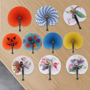 Abanicos de Papel Plegables en Forma de Corazón con Mango de Plástico, Surtido de Abanicos Plegables Blancos para Bodas y Fiestas - Product Image 6
