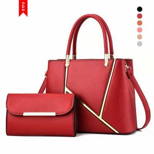 <span class=keywords><strong>Sac</strong></span> à <span class=keywords><strong>Main</strong></span> en Cuir Personnalisé de Haute Qualité pour Femmes – Ensemble de 2 Pièces : Cabas et Mini Pochette - Product Image 3