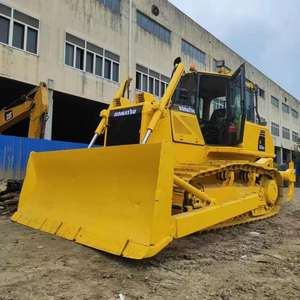 Excavadora hidráulica sobre orugas diésel Komatsu D65EX usada original al mejor precio con gran capacidad de trabajo a la venta - Product Image 2