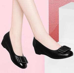 Donne eleganti <span class=keywords><strong>scarpe</strong></span> casual comfort <span class=keywords><strong>scarpe</strong></span> a suola piatta per le donne e le signore in pelle <span class=keywords><strong>tacco</strong></span> <span class=keywords><strong>Basso</strong></span> <span class=keywords><strong>scarpe</strong></span> da <span class=keywords><strong>sposa</strong></span> Formale - Product Image 1