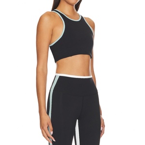 Conjunto Deportivo de Leggings y Sujetador Deportivo con Cinturón de Encaje Sólido para Mujer, Talla Grande, Nailon y Elastano - Product Image 1