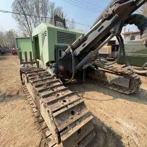 Pile driver photovoltaïque Aperture 300mm KC720 pour la construction <span class=keywords><strong>de</strong></span> centrales solaires sur terrains difficiles - Product Image 3