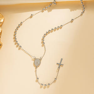 Collar de Cruz con Flecos de Moda - Galvanizado con Oro de 18K. Dije de la Virgen María en Cruz. Collar de Acero Inoxidable. - Product Image 6