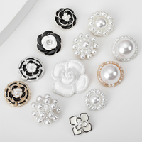 Boutons de jeans personnalisés en usine, boutons à tige dorée en alliage de zinc, fantaisie, en forme de fleur, avec logo, sans nickel