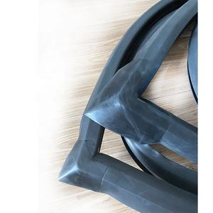 <span class=keywords><strong>Joint</strong></span> <span class=keywords><strong>de</strong></span> <span class=keywords><strong>porte</strong></span> <span class=keywords><strong>de</strong></span> conteneur d'expédition en forme <span class=keywords><strong>de</strong></span> T <span class=keywords><strong>joint</strong></span> en caoutchouc <span class=keywords><strong>pour</strong></span> conteneur marin/camion/van/camion <span class=keywords><strong>de</strong></span> réfrigération - Product Image 5