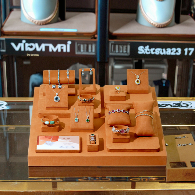 Forte Packaging Microfiber Jewelry Display Props Jewelry Store Display Stand Earring Pendant Watch Necklace Display Stand