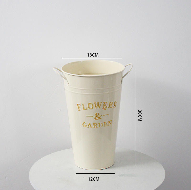 Off-white iron ear bucket 30cm high