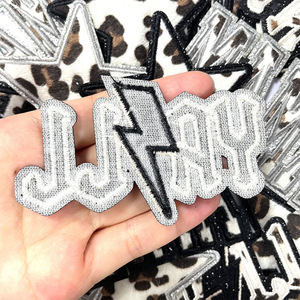 Parche de purpurina con patrón de rayo y logotipo de marca cortado a láser al por mayor, parche bordado personalizado de forma irregular con tu diseño - Product Image 3