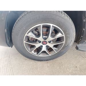 Voiture d'occasion Guazi 2017 BYD Song – Meilleur prix, moteur essence, boîte manuelle, SUV 5 places, conduite à gauche, pour propriétaires <span class=keywords><strong>de</strong></span> SUV longue durée <span class=keywords><strong>de</strong></span> vie - Product Image 4