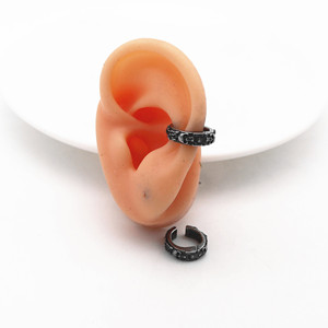 Pendientes con diseño de esqueleto y clip de yunnique, joyería de moda unisex con forma geométrica de acero inoxidable - Product Image 4