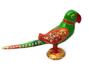 Estatua de Pájaro Loro de Metal con Trabajo Meenakari, Pájaro Loro Verde de Metal, Pájaro de Metal con Esmalte Meenakari, Pájaros Meenakari - Product Image 1