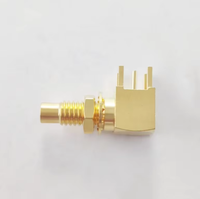Connecteur coaxial RF 50 ohms SMC mâle (prise) à angle droit pour montage sur circuit imprimé