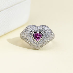 แหวนเพชรเม็ดเดี่ยวประดับพลอยและเพชรแล็บ 18K รุ่น MSR-2033 จาก Messi Jewelry สำหรับผู้หญิง - Product Image 1