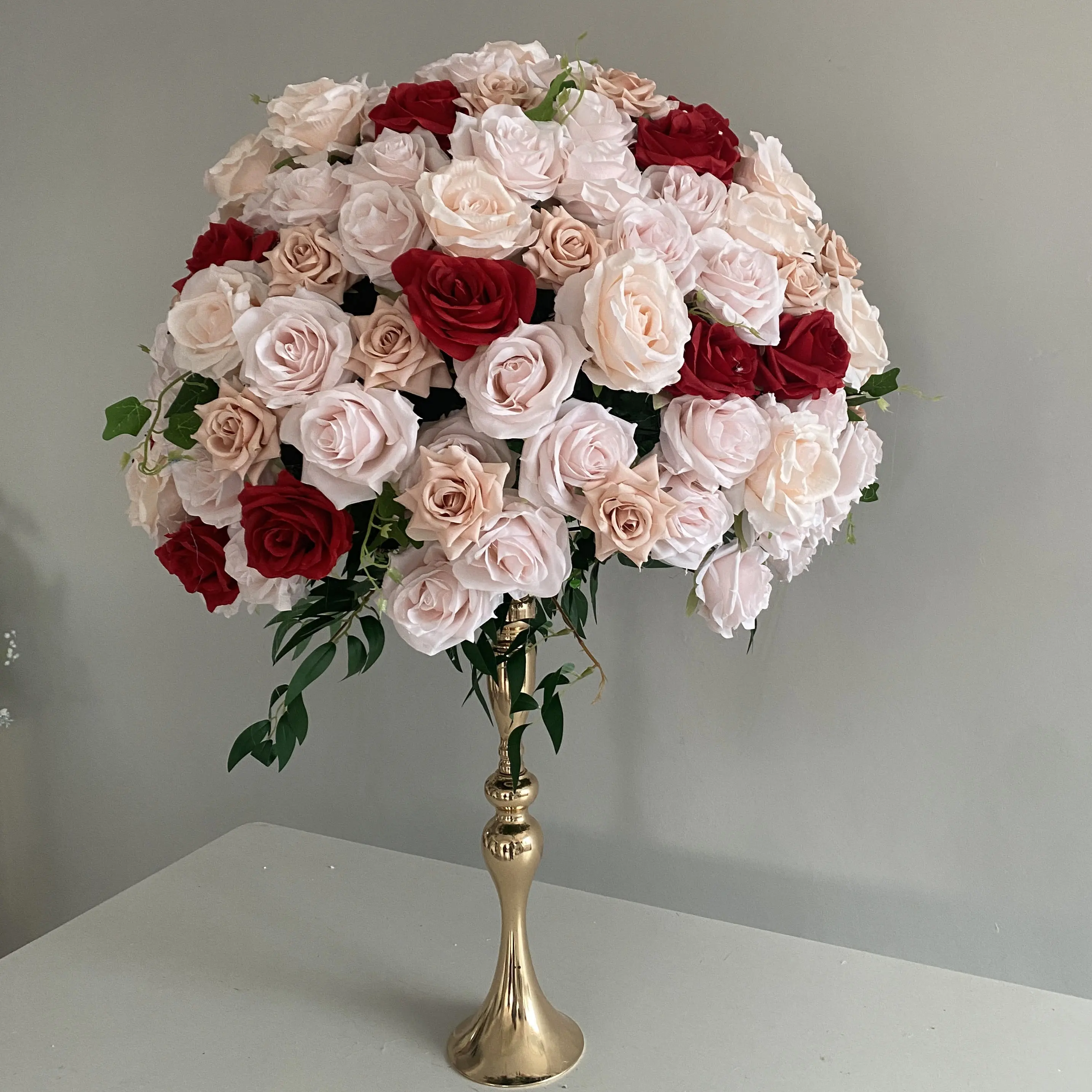 Arrangement de bouquet de mariage personnalisé, ornements de mariage faits à la main, bouquet de rose blanche