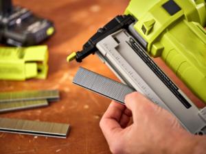 <span class=keywords><strong>Grapadora</strong></span> de aire para muebles de personalización profesional 92 grapas para madera - Product Image 4