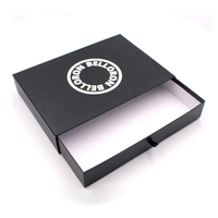 Coffrets cadeaux d'emballage de vêtements magnétiques bleus de luxe boîte-cadeau d'estampage de logo simple grand carton de papier fermeture magnétique noire