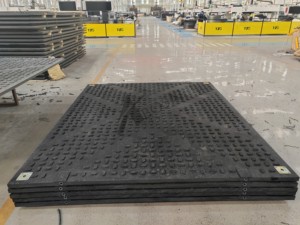 Alfombra Temporal de Bajo Perfil y Alfombra de Acceso que Protege el <span class=keywords><strong>Asfalto</strong></span> Mientras Sirve como Alfombra de Protección del Suelo para Pasarelas Urbanas - Product Image 3