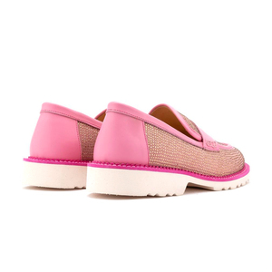 Mocassins plats Abigail à enfiler en cuir suédé lapidé personnalisés en usine pour femmes - Product Image 4