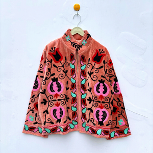 Chaqueta Suzani de Terciopelo Premium con Bordado de Granadas, Manga Larga, Cuello Alto, Estilo Bohemio, Ropa Exterior de Otoño para Mujer - Product Image 1