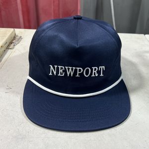 Casquettes de baseball tendance pour mariage, à la mode, avec cordon, broderie personnalisée de Newport avec amour, casquettes snapback bleu marine à <span class=keywords><strong>5</strong></span> panneaux - Product Image 2