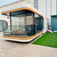 Maison préfabriquée en conteneur mobile de luxe de 40 pieds Conception inspirée de la capsule spatiale de haute qualité pour l'hôtel Villa Bureau Chambre à coucher