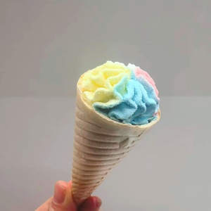 Cono de Helado Crujiente con Huevo al por Mayor con Caramelo de Malvavisco de Cuatro Colores - Product Image 4