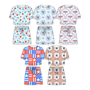 Conjunto Casual de Boutique Personalizado para Niñas, Primavera-Otoño, con Estampado de Bandera de Estados Unidos y Lazos de Estrellas, Camisa y Pantalones Cortos Transpirables - Product Image 1