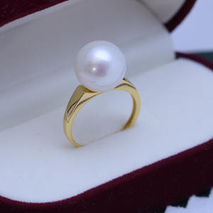 Bague en perle d'eau douce blanche de 12-13 mm pour femmes, argent S925 avec une forte luminosité, faibles défauts et style simple, vente en gros - Product Image 1