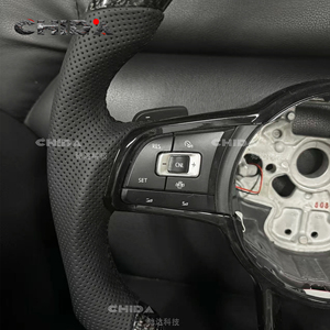 Adecuado para Volkswagen <span class=keywords><strong>Golf</strong></span> 7,5 7 MK7.5 MK7 GTI <span class=keywords><strong>R</strong></span> GTD GTE Polo GTI Todos los modelos de serie Volante de fibra de carbono LED personalizado - Product Image 2