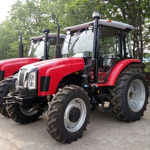 Tracteur agricole Lutong 100HP LTC1004 4 roues motrices avec niveleuse pour les opérations sur le terrain, le développement des terres et les tâches <span class=keywords><strong>de</strong></span> transport agricole - Product Image 6